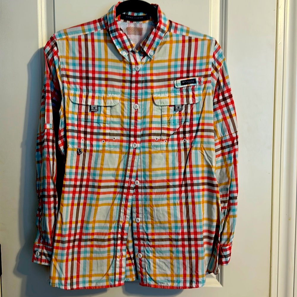 Columbia Super Bahama Long-sleeve fishing shirt. Size Medium. Beautiful Colors